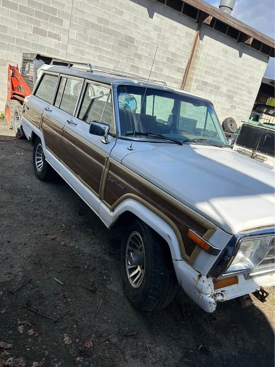 1989 Jeep SJ Wagoneer - Image 3 of 10
