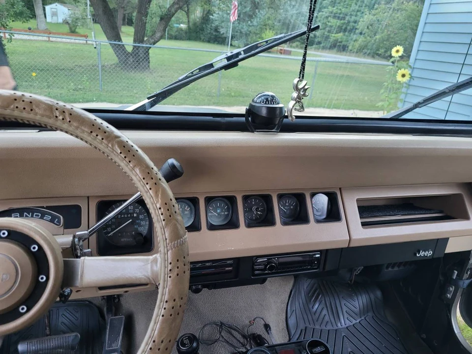 1989 Jeep YJ Wrangler - Image 9 of 16