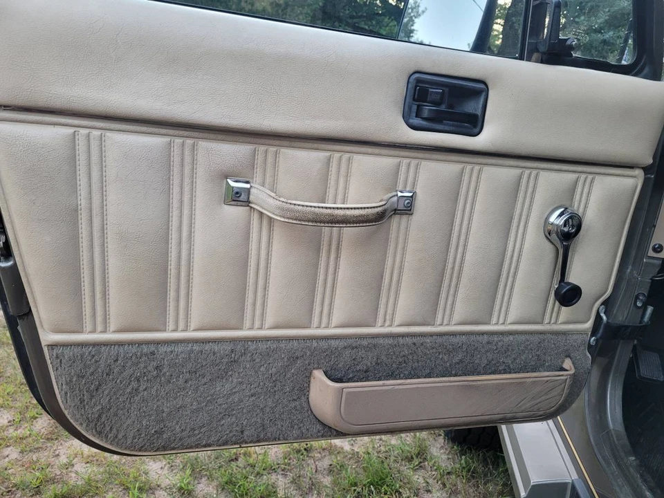 1989 Jeep YJ Wrangler - Image 7 of 16