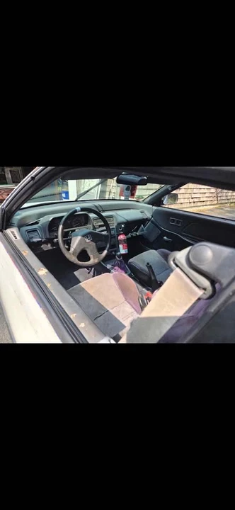 1989 Honda CR-X 2nd Gen - Image 2 of 5