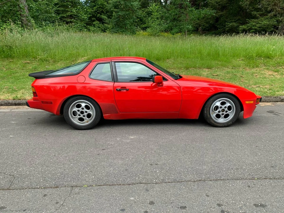 1989 Porsche 944 S2 - Image 3 of 12