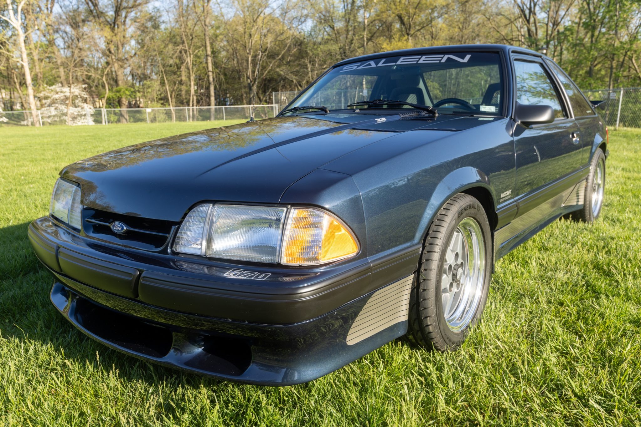 1989 Ford Mustang Saleen 5-Speed