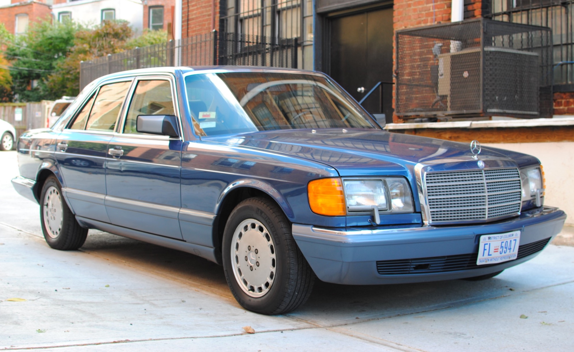 1989 Mercedes-Benz 300SE