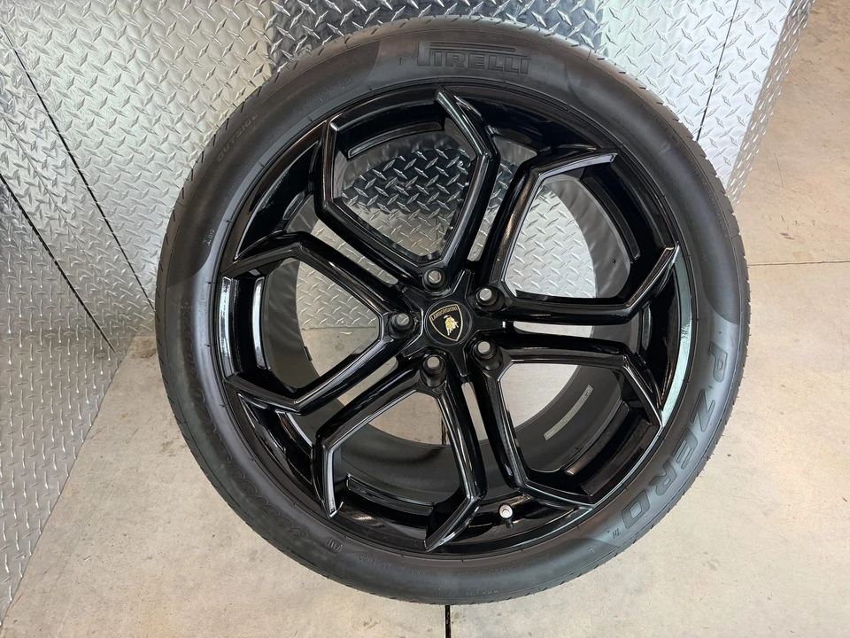 Parts & Memorabilia Speedline Wheels - Image 8 of 24