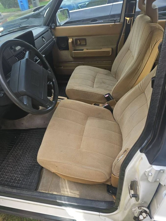1990 Volvo 200 Series - Image 4 of 7