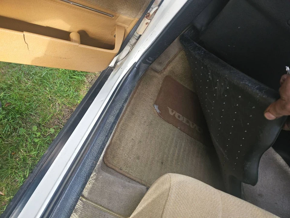 1990 Volvo 200 Series - Image 5 of 7