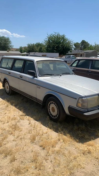 1990 Volvo 245 - Image 2 of 7