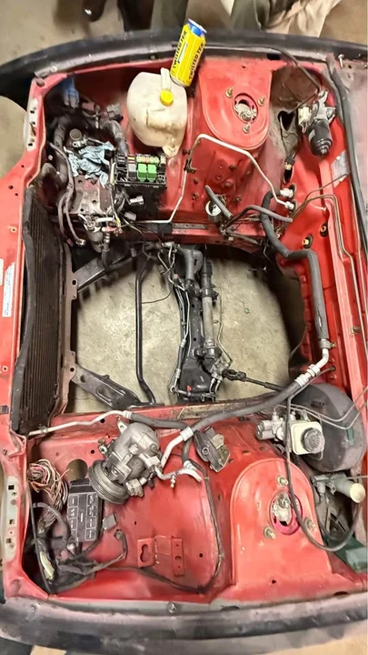 1990 Parts & Memorabilia Mechanical Components - Image 2 of 3