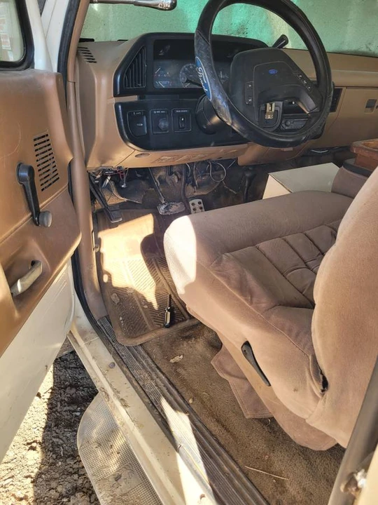 1990 Ford Bronco 4th Gen - Image 11 of 13