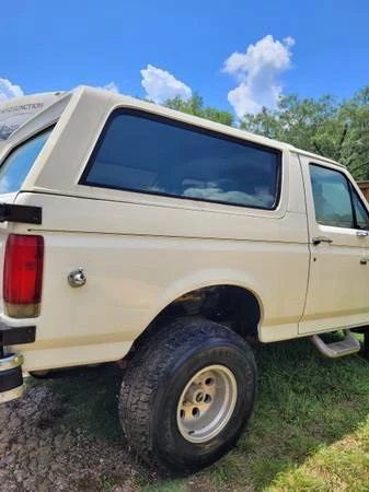 1990 Ford Bronco 4th Gen - Image 2 of 11