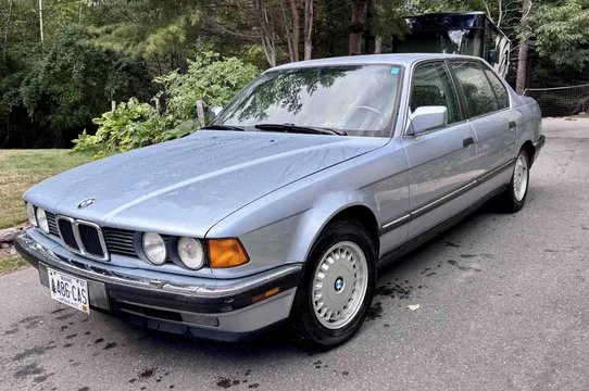 1990 BMW 735iL