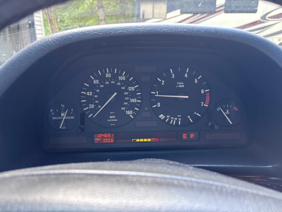 1990 BMW E32 7 Series - Image 3 of 6