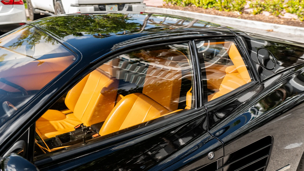 1990 Ferrari Testarossa - Image 29 of 31