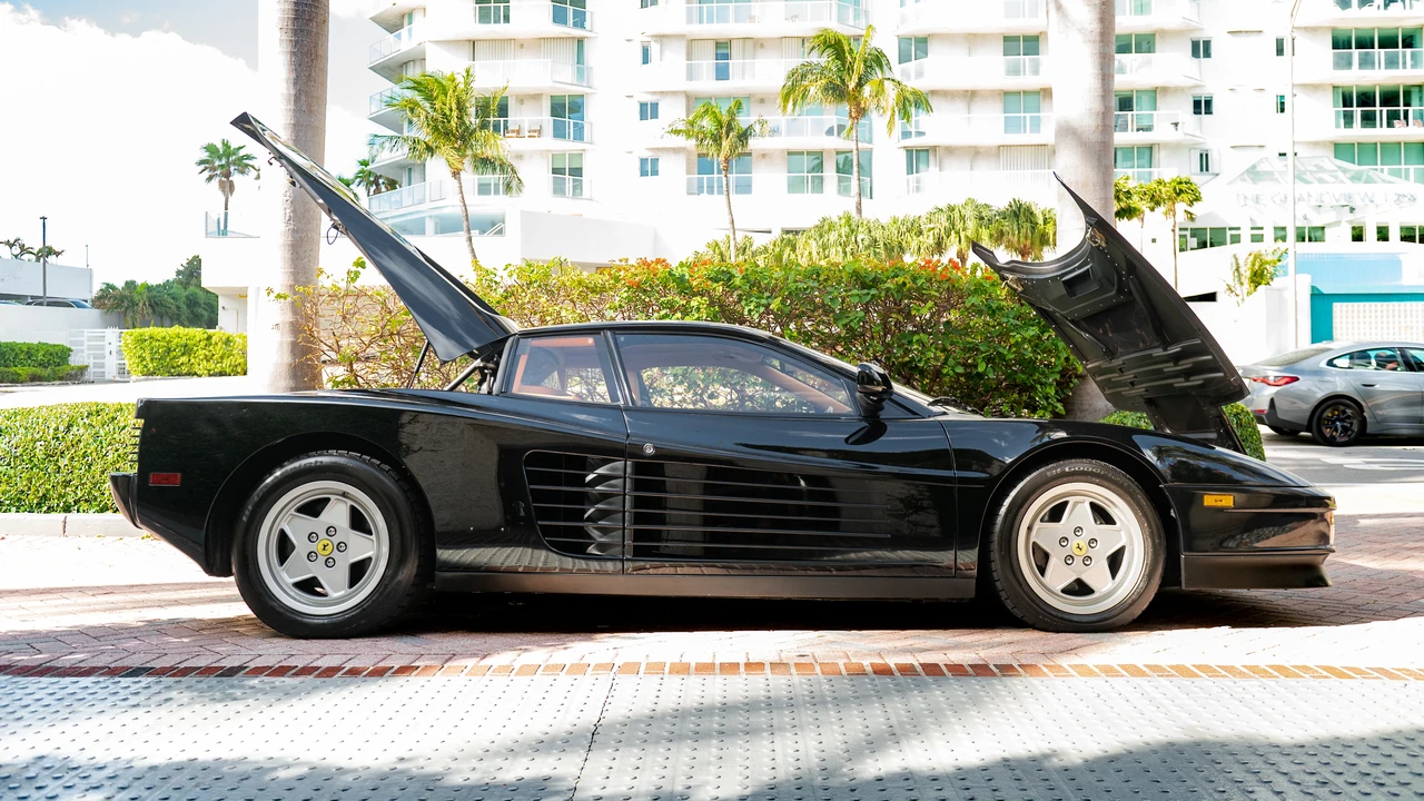 1990 Ferrari Testarossa - Image 16 of 31