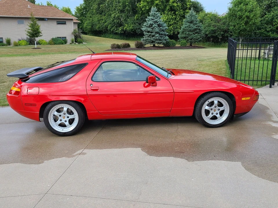 1990 Porsche 928 S4 - Image 3 of 9