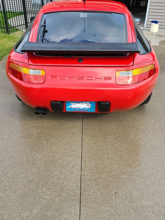1990 Porsche 928 S4 - Image 2 of 9