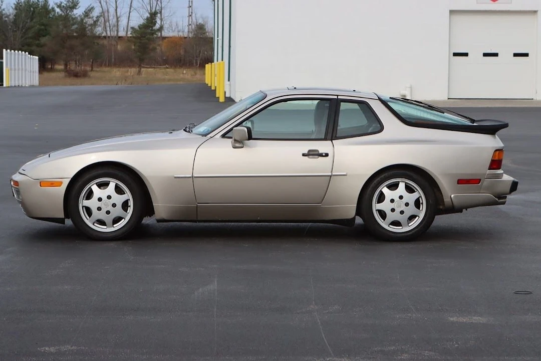 1990 Porsche 944 S2 - Image 5 of 7
