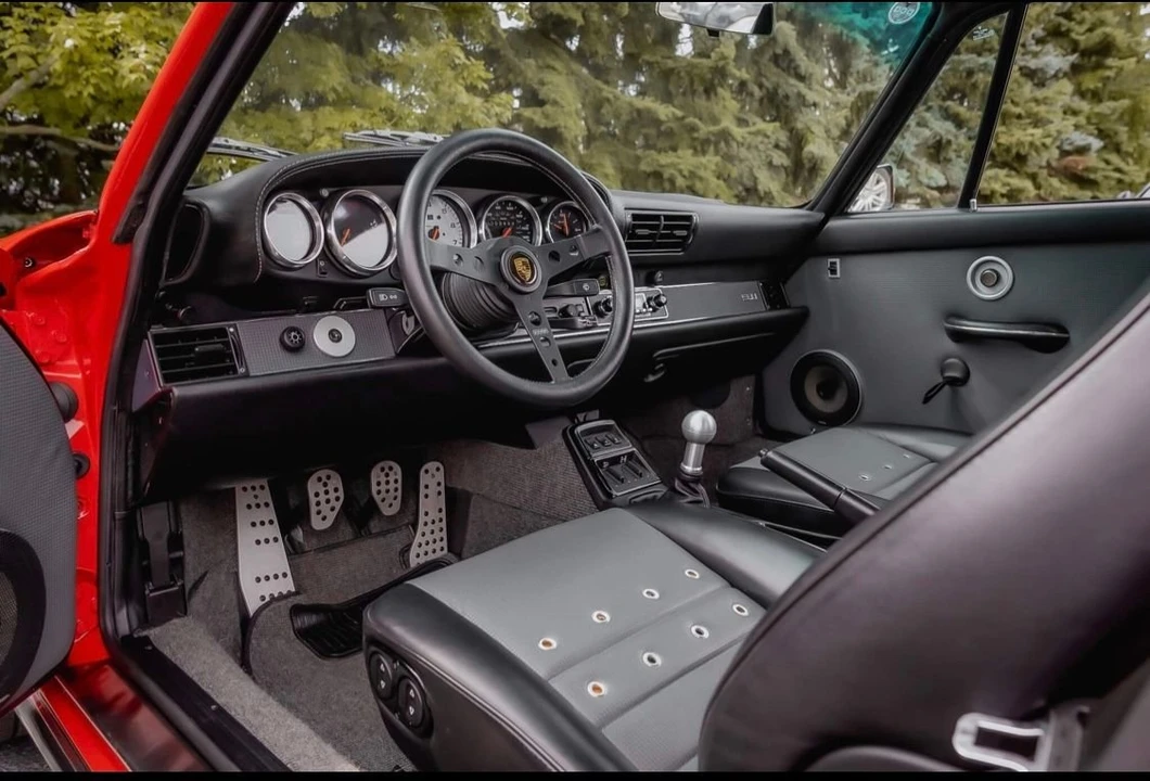 1990 Porsche 964 Carrera 4 - Image 9 of 15