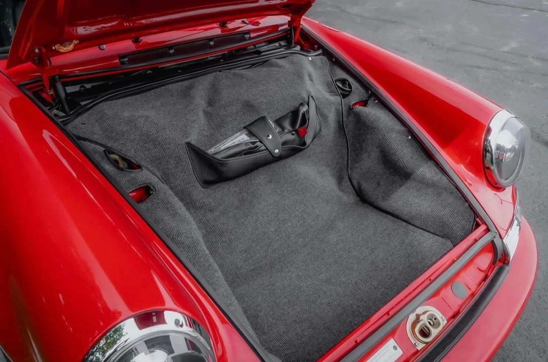 1990 Porsche 964 Carrera 4 - Image 11 of 15