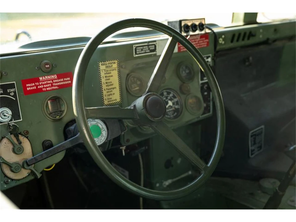 1990 AM General Hummer - Image 17 of 31