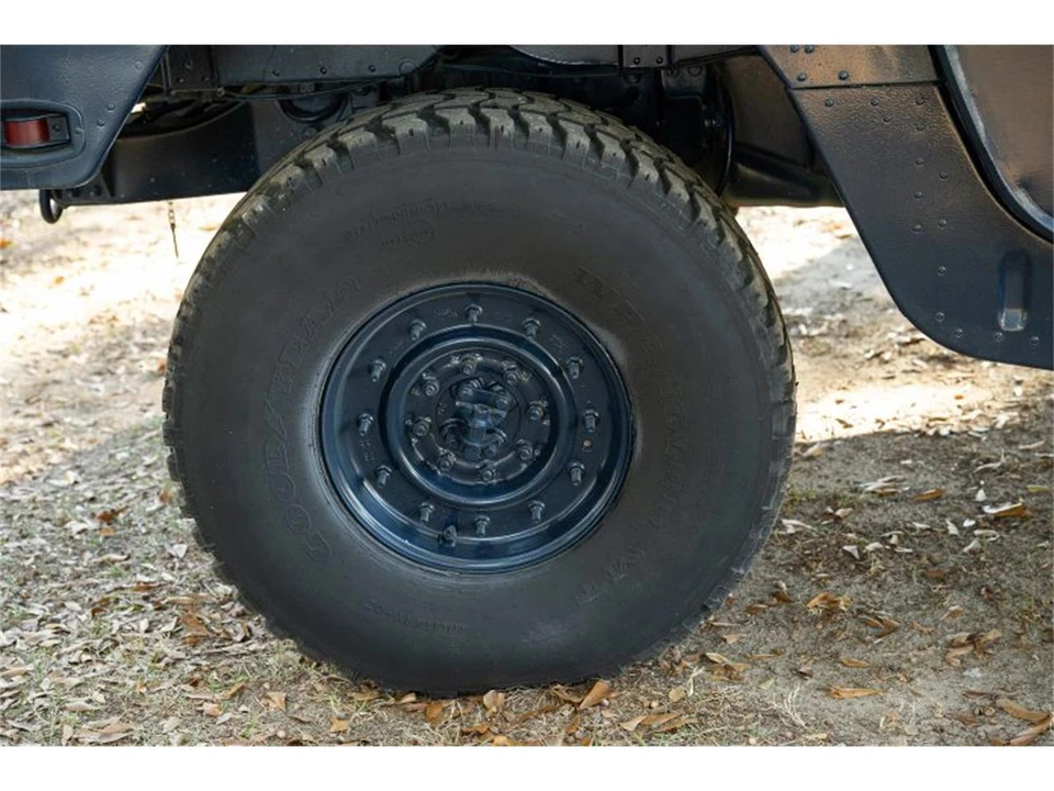 1990 AM General Hummer - Image 9 of 31