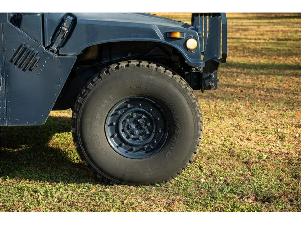1990 AM General Hummer - Image 28 of 31
