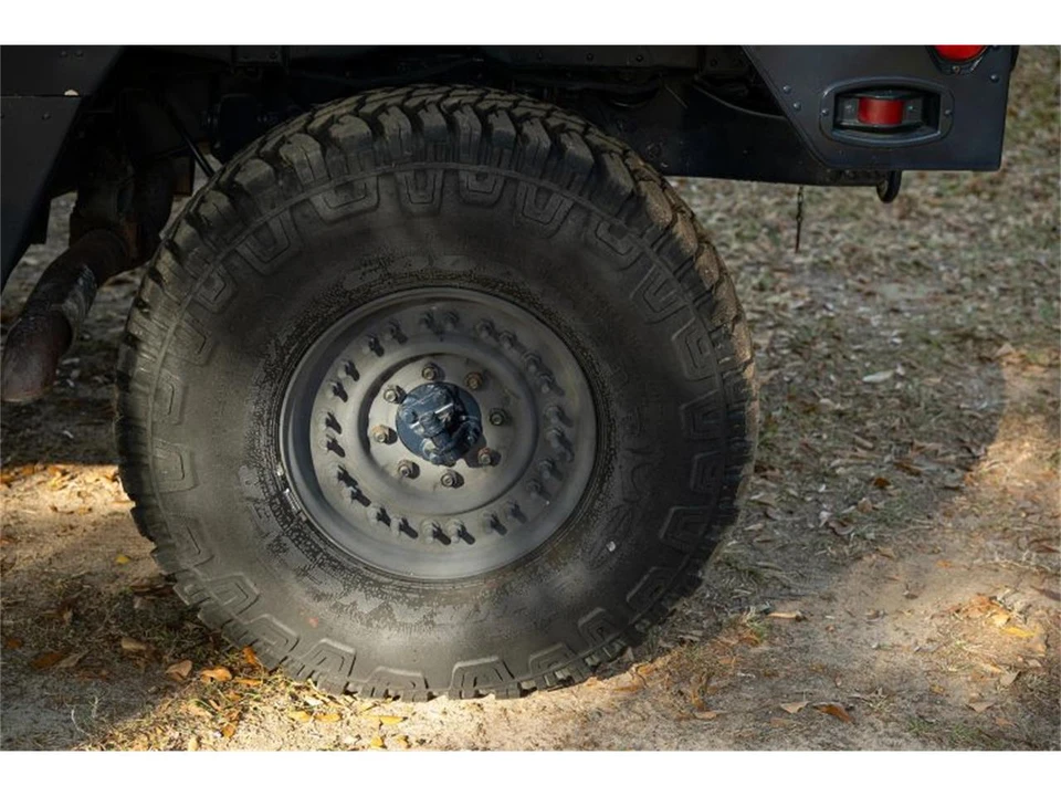 1990 AM General Hummer - Image 14 of 31