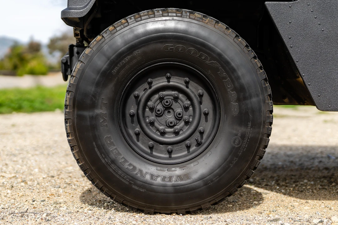1990 AM General Hummer - Image 27 of 31