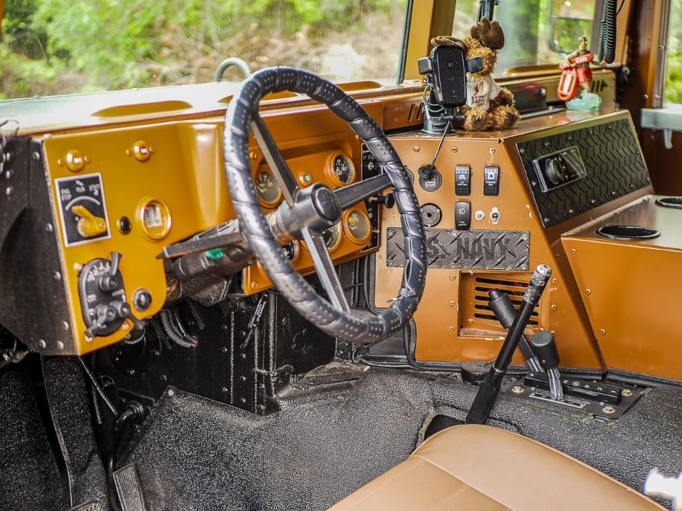 1990 Hummer HMMWV - Image 30 of 31