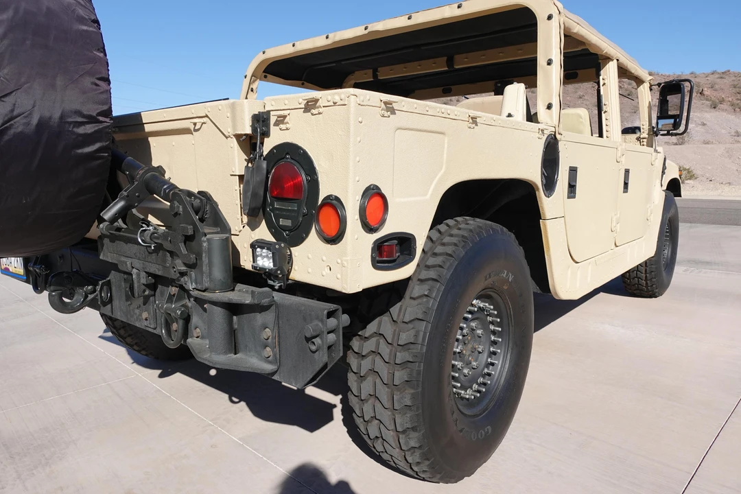 1990 AM General Hummer - Image 29 of 31