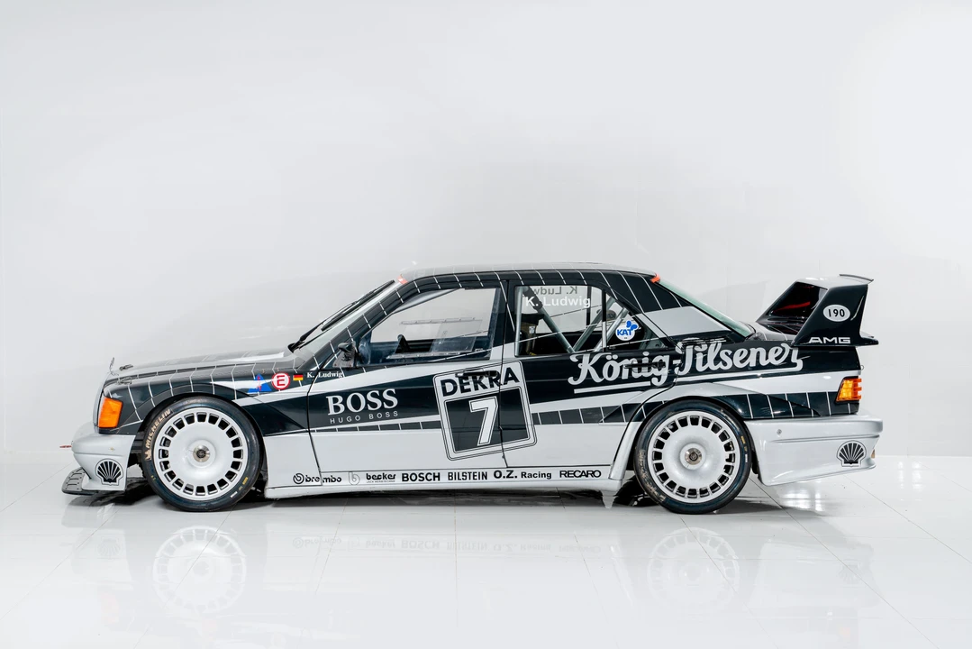 1990 Mercedes-Benz 190E 2.5-16 Evolution II - Image 7 of 31