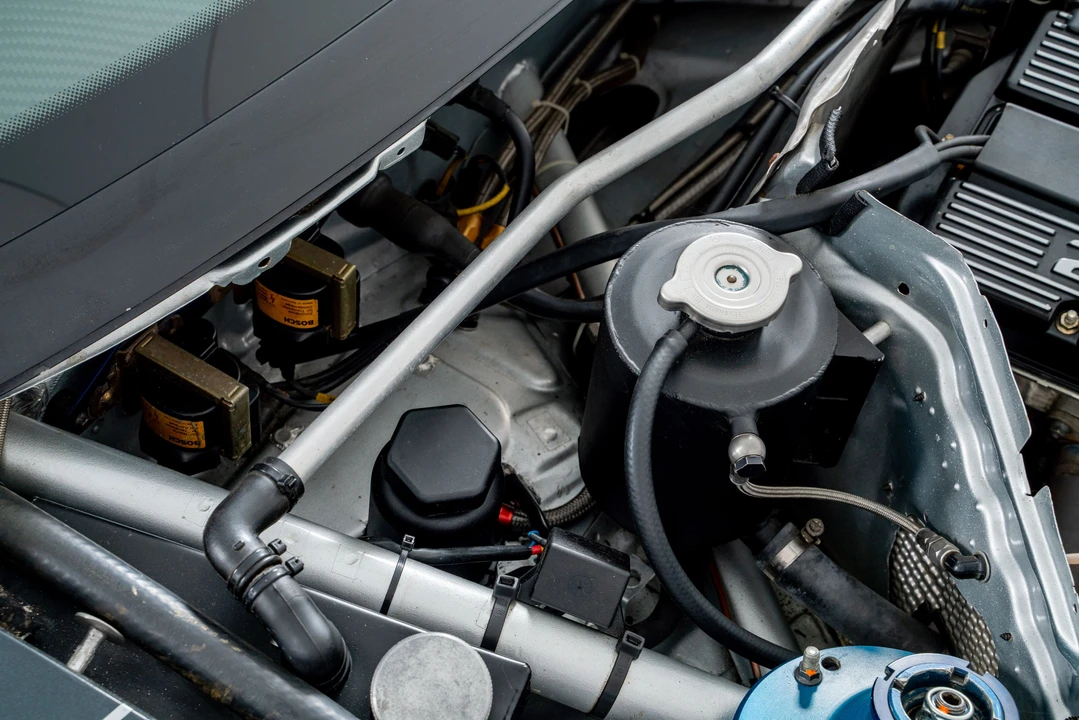 1990 Mercedes-Benz 190E 2.5-16 Evolution II - Image 25 of 31