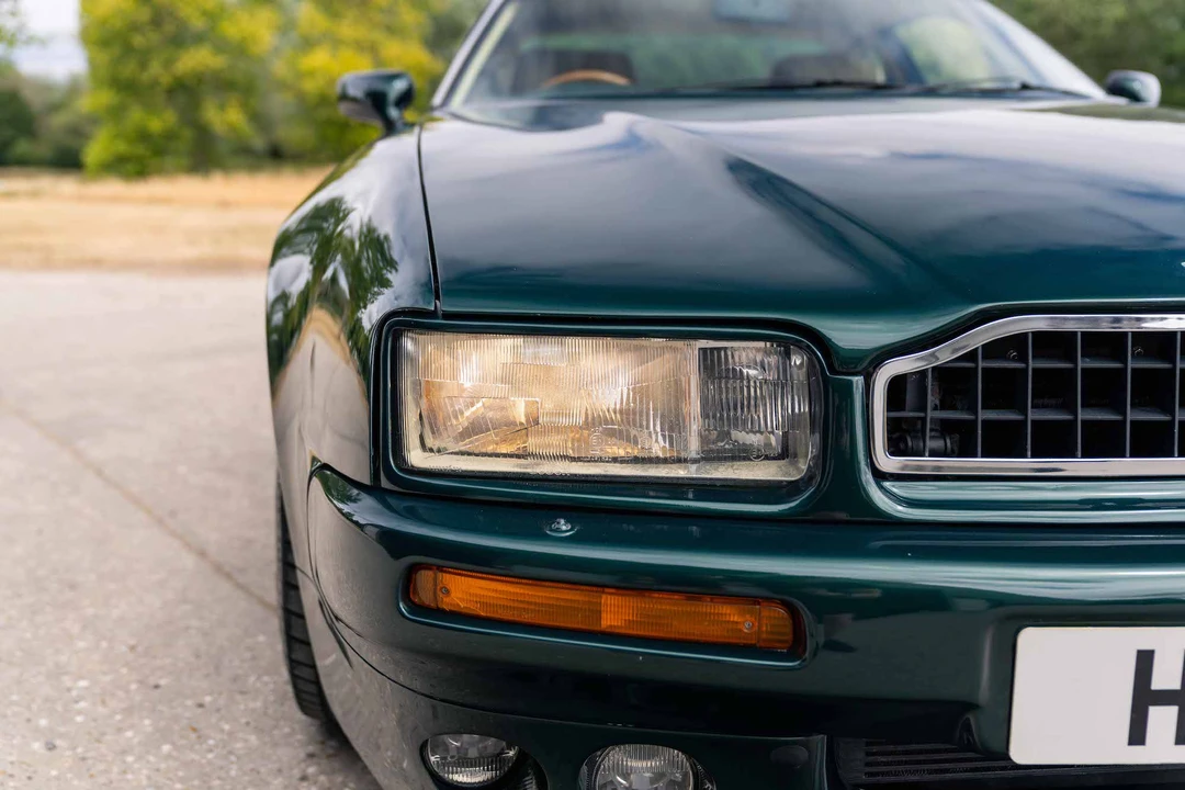 1990 Aston Martin Virage - Image 30 of 31
