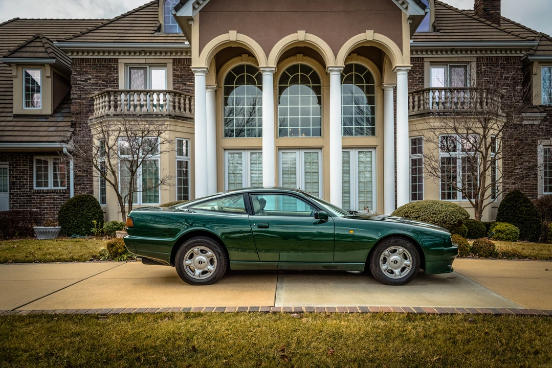1990 Aston Martin Virage - Image 2 of 31