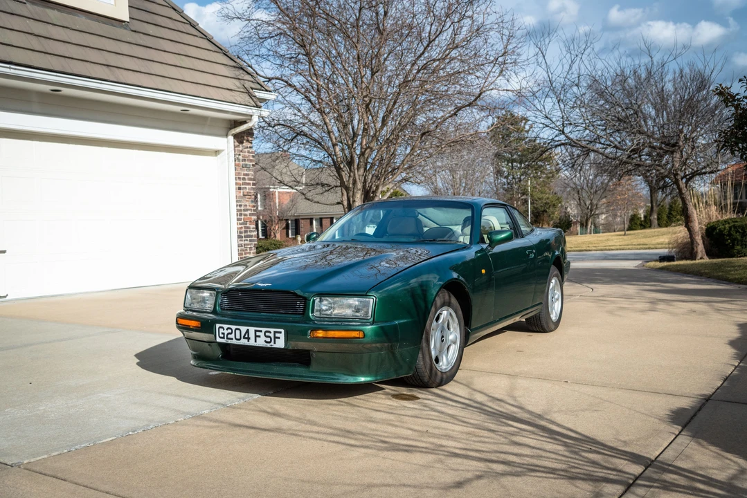 1990 Aston Martin Virage - Image 27 of 31