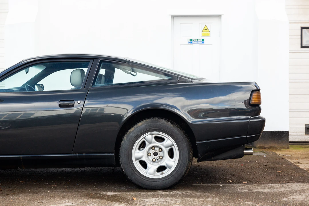 1990 Aston Martin Virage - Image 31 of 31