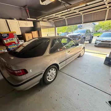 1990 Acura Integra LS Hatchback 2D