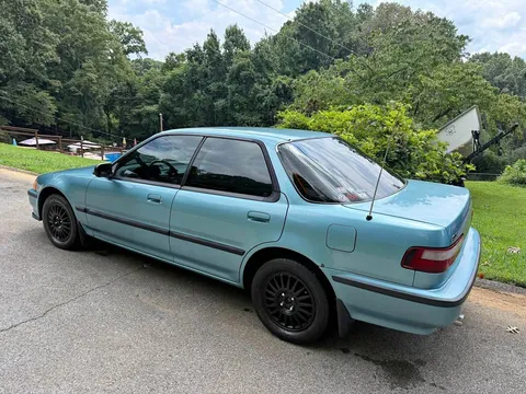 1990 Acura Integra LS Sedan 4D