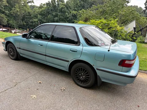 1990 Acura Integra LS Sedan 4D