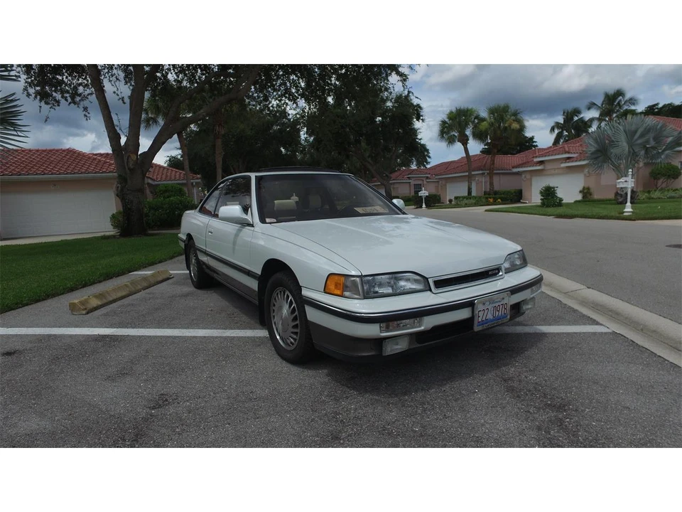 1990 Acura Legend 1st Gen - Image 3 of 31