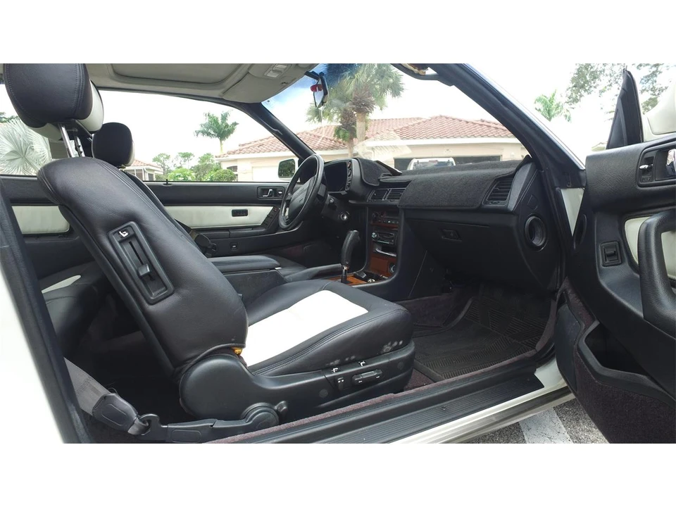 1990 Acura Legend 1st Gen - Image 27 of 31