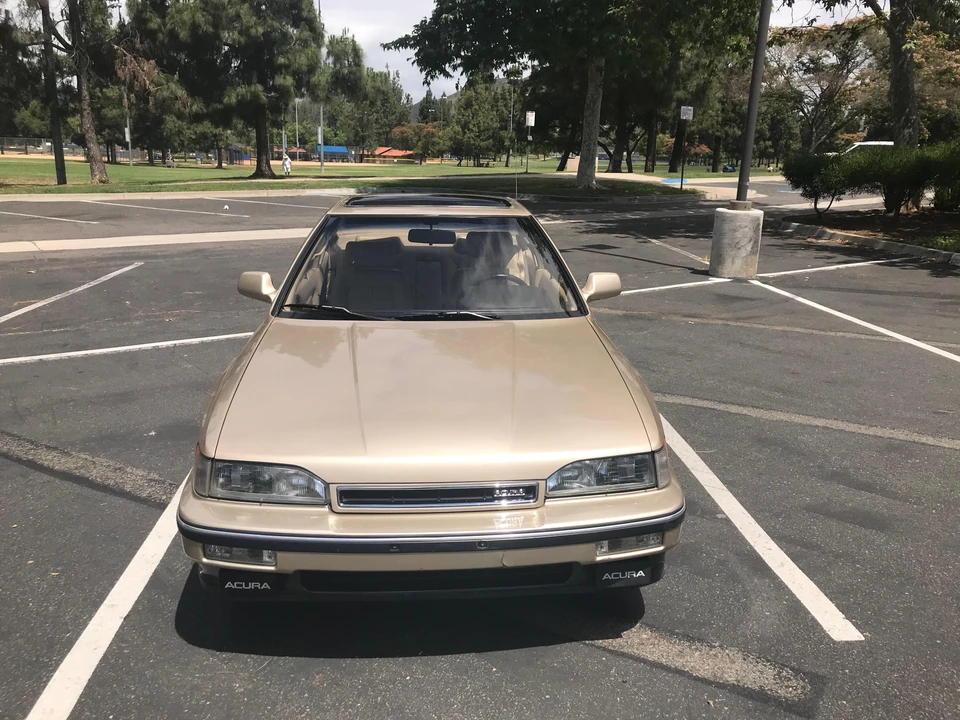 1990 Acura Legend 1st Gen - Image 7 of 30