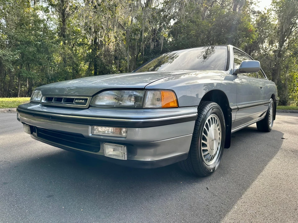 1990 Acura Legend 1st Gen - Image 7 of 31