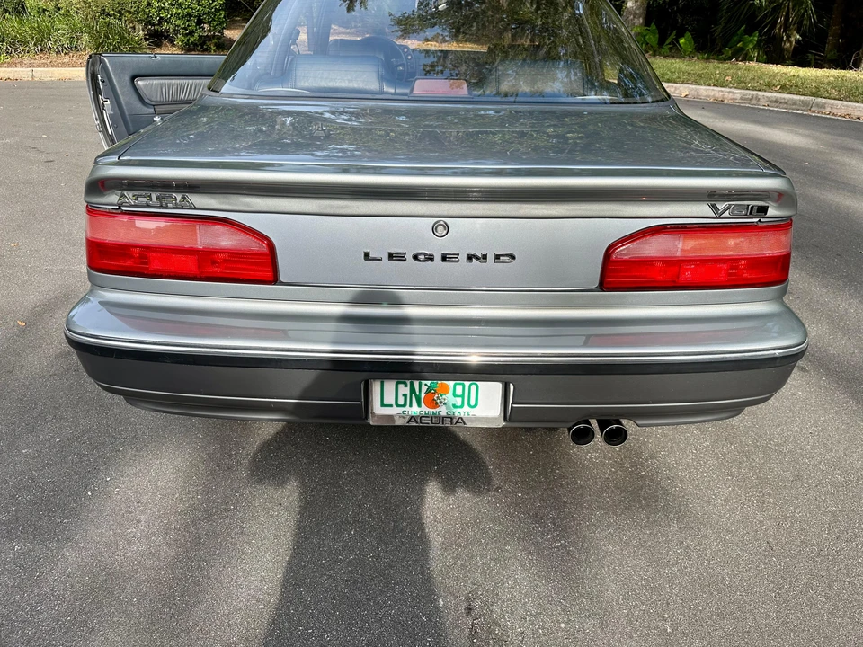 1990 Acura Legend 1st Gen - Image 27 of 31