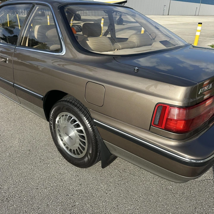 1990 Acura Legend 1st Gen - Image 31 of 31