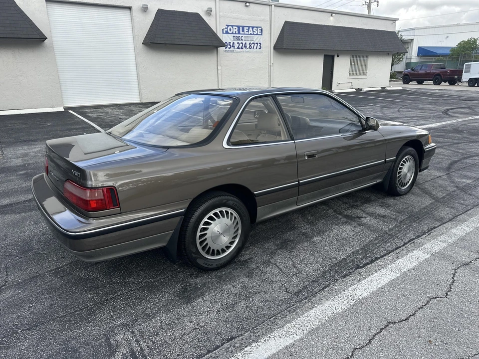 1990 Acura Legend 1st Gen - Image 12 of 31