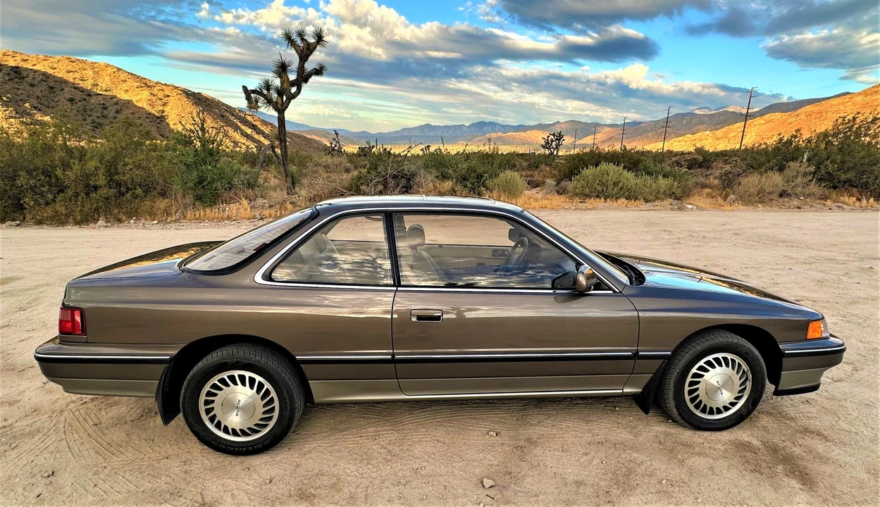 1990 Acura Legend 1st Gen - Image 28 of 31