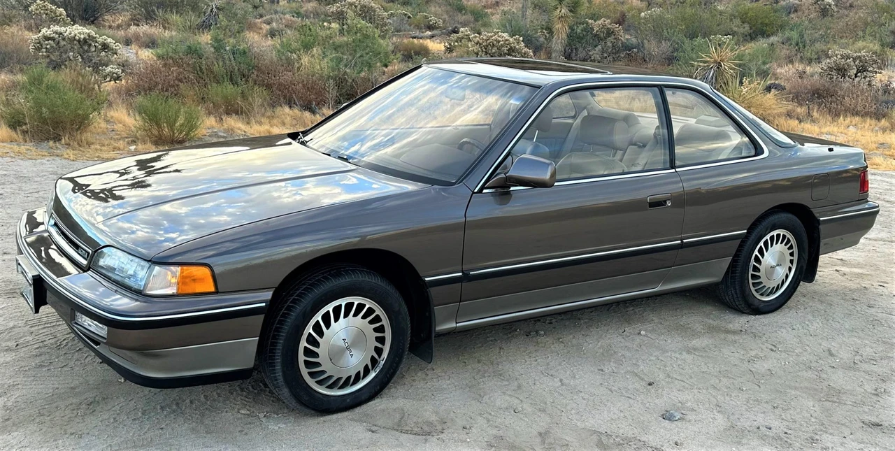 1990 Acura Legend 1st Gen - Image 10 of 31