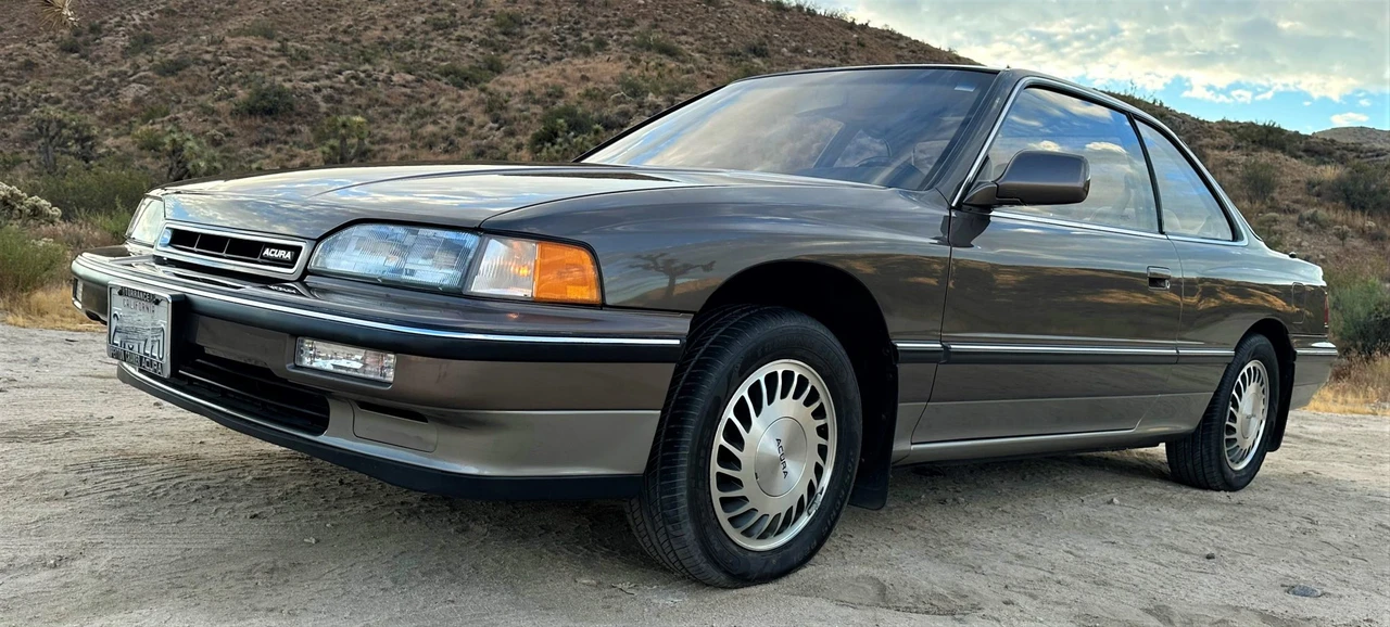 1990 Acura Legend 1st Gen - Image 8 of 31