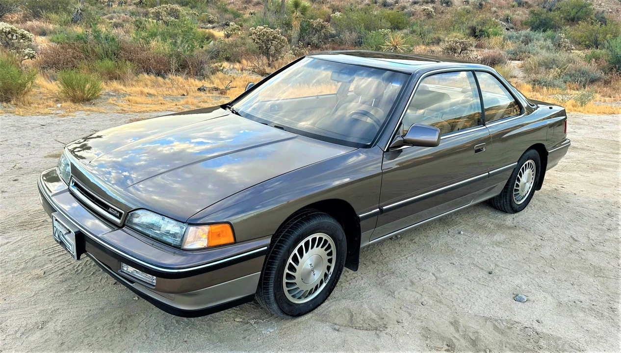 1990 Acura Legend 1st Gen - Image 5 of 31